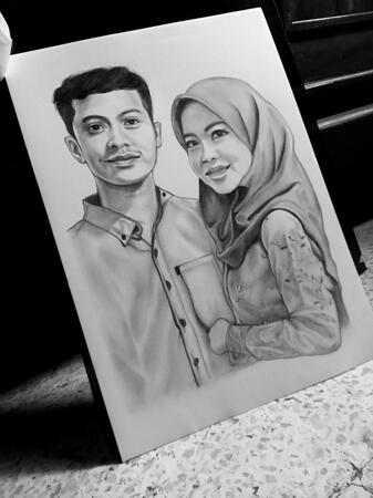 B&W (Hitam Putih) - 2 kepala atau lebih. Half body or face only.